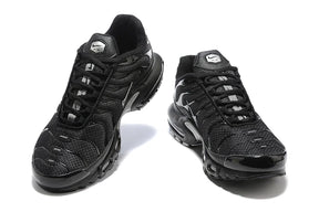 AIR MAX TN PLUS "BLACK METALLIC SILVER"
